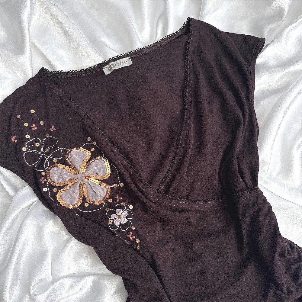 Kone Brown Floral Sequin Embroidered Wrap Top V-Neck Ruched Side Y2K Fairycore